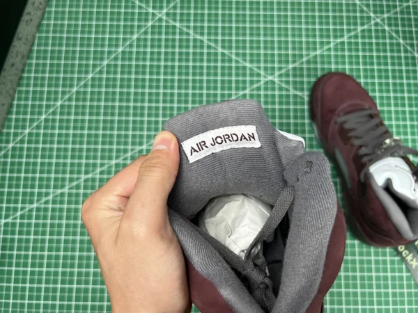 Jordan 5 Burgundy2023 05 25 at 17.24.47 7