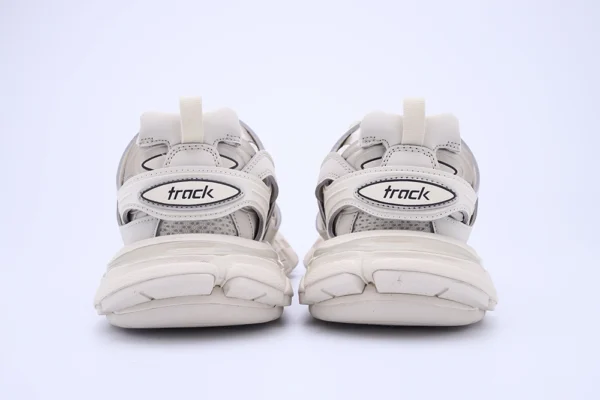 KKK 9721 1