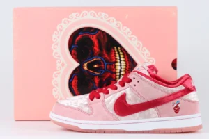Low StrangeLove Skateboards Special Box Dunk Reps 1
