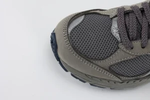 New Balance 2002R Light Grey REps 4 New Balance 2002R Light Grey REps2023 02 13 at 03.44.09 6 1