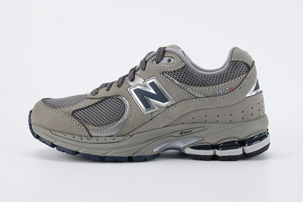 New Balance 2002R Light Grey REps2023 02 13 at 03.44.09
