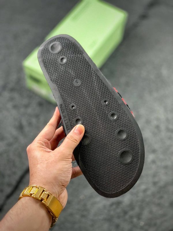 OFF WHITE FLYKNIT STRIPE SLIDER00002 600x800 1