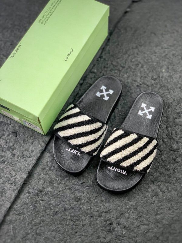 OFF WHITE FLYKNIT STRIPE SLIDER00018 600x800 1