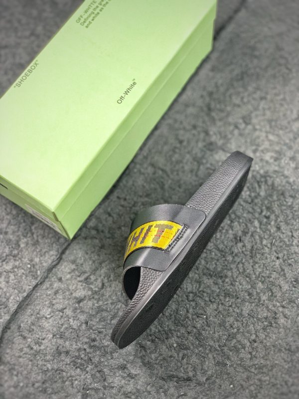 OFF WHITE INDUSTRIAL SLIDERS 00009 600x800 1
