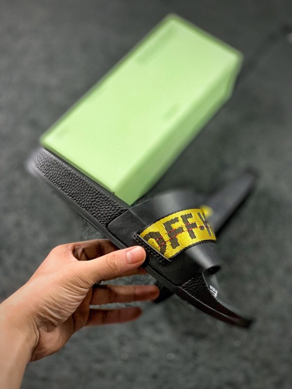 OFF WHITE INDUSTRIAL SLIDERS 00010 600x800 1