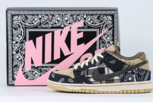 Replica Travis Scott Dunks Bandana Low 11