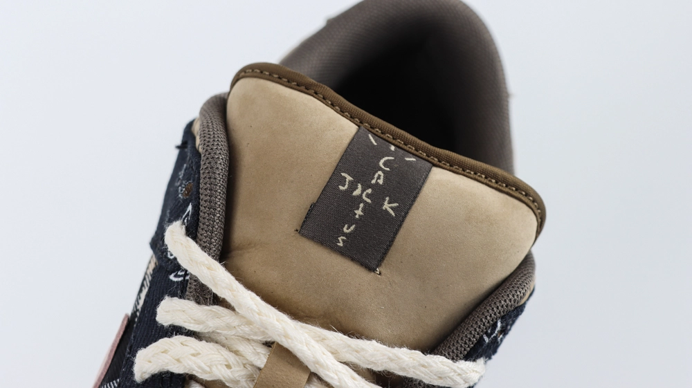 Replica Travis Scott Dunks Bandana Low 4