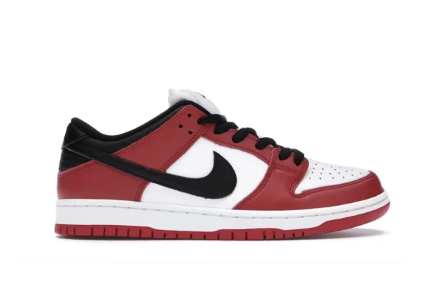 SB Dunk Low J Pack Chicago 1