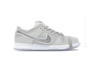 SB Dunk Low White Lobster Friends and Family 1