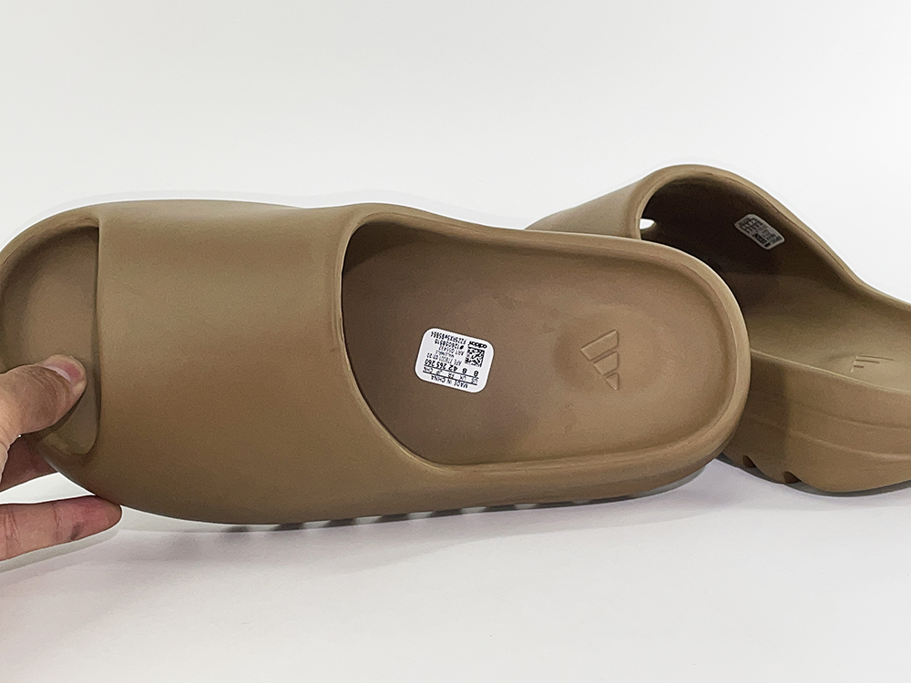 YEEZY SLIDE CORE REPLICA 00004