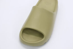 YEEZY SLIDE RESIN 5 1