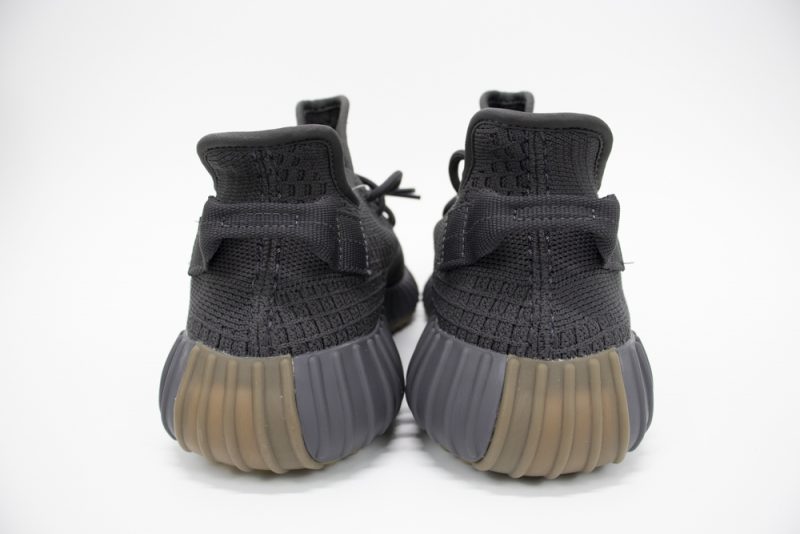 Yeezy 350 V2 Cinder 3 800x534 1