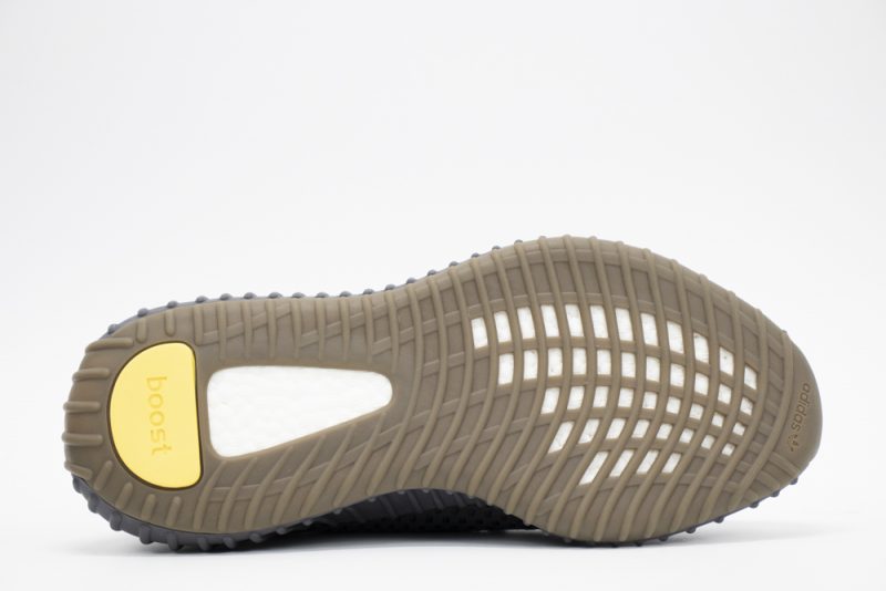Yeezy 350 V2 Cinder 6 800x534 1