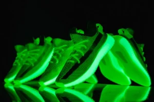 Yeezy 350 V2 ‘Glow-In-The-Dark’  Replica