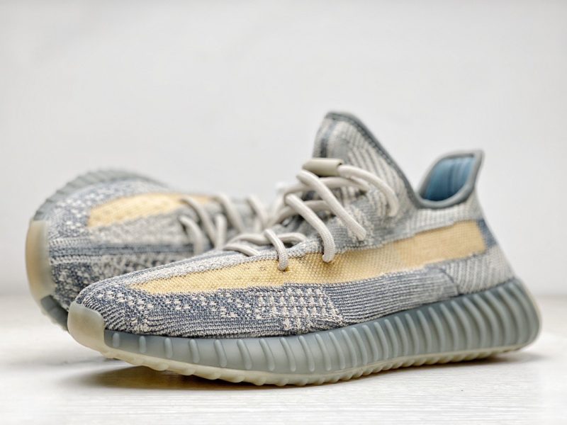 Yeezy 350 V2 Israfil 8 800x600 1