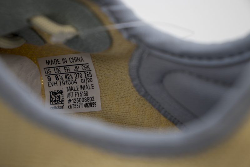 Yeezy 350 V2 Linen 11 800x534 1