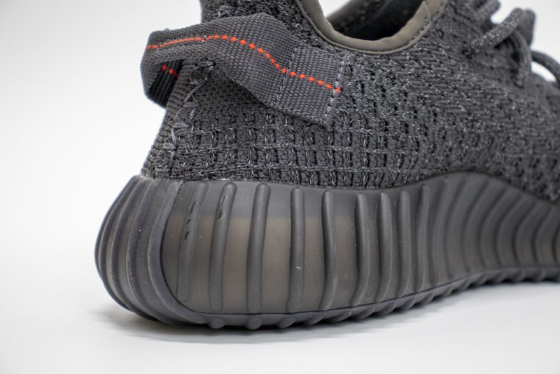 Yeezy 350 V2 Static All Black Reflective 12 800x534 1