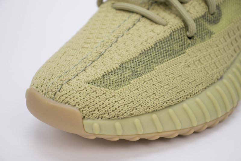 Yeezy 350 V2 Sulfur 9 800x534 1