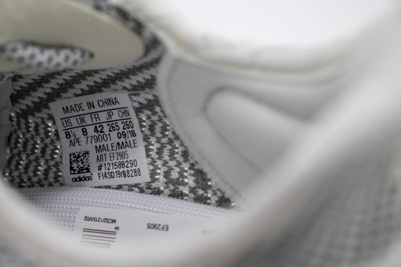 Yeezy 350 V2 White Static Reflective 11 800x534 1