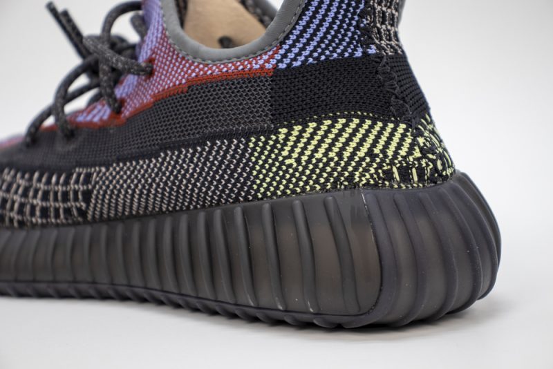 Yeezy 350 V2 Yecheil 1 800x534 1