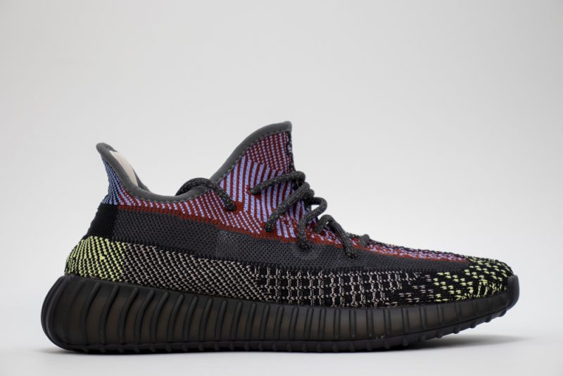 Yeezy 350 V2 Yecheil 4 800x534 1