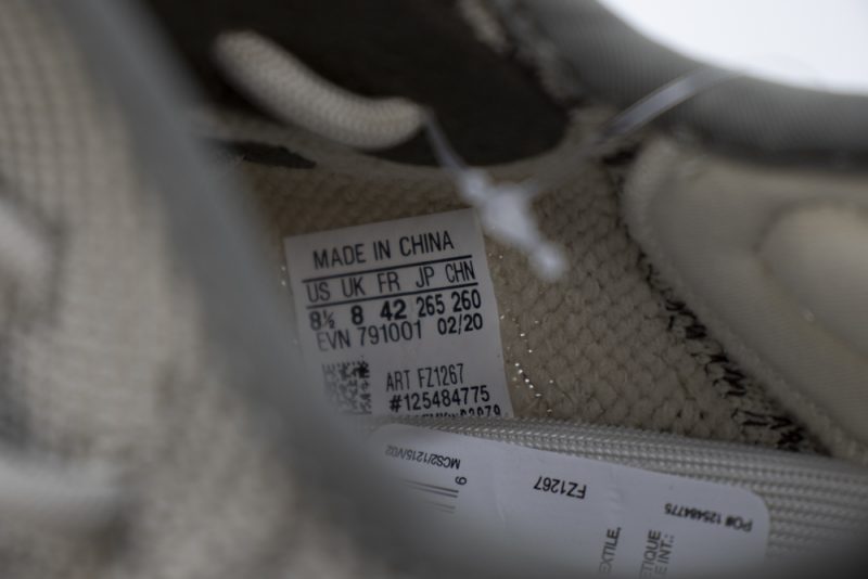 Yeezy 350 V2 Zyon 11 800x534 1