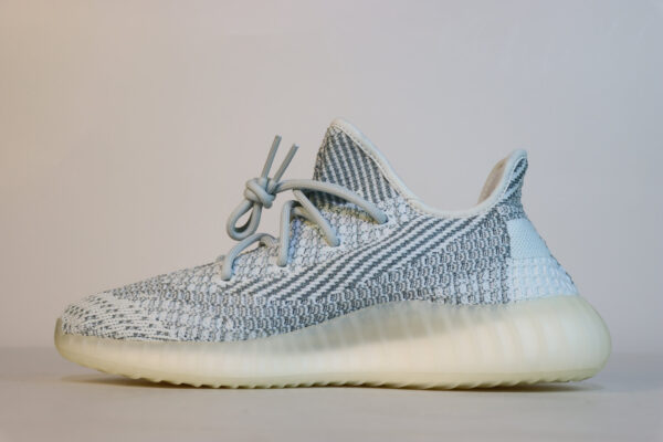 Yeezy 350 v2 Cloud White Reflective 3 1