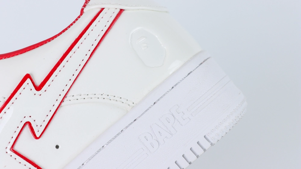 bapesta 8 m1 white red reps 7