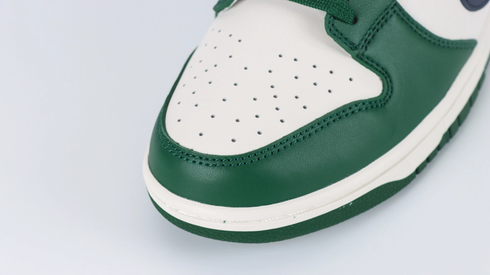 dunk low gorge green reps 10