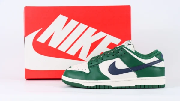 dunk low gorge green reps 3
