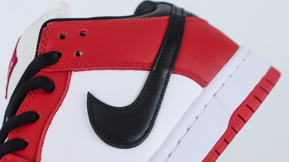 dunk low sb j rack chicago reps 4