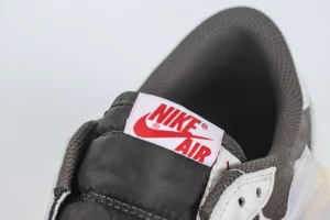 Travis Scott Air Jordan 1 Low “White Brown” Reps 2 travis scott x air Jordan 1 low white brown replica 26 1