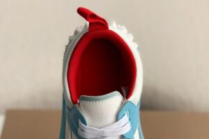 Christian Louboutin Astroloubi Mineral 7
