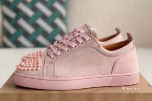 Christian Louboutin Louis Junior Spikes Suede Pink