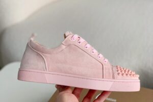 Christian Louboutin Louis Junior Spikes Suede Pink 6