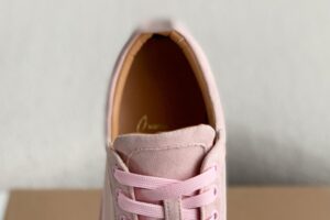 Christian Louboutin Louis Junior Spikes Suede Pink 8