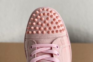 Christian Louboutin Louis Junior Spikes Suede Pink 9