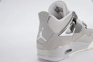 Air Jordan 4 Frozen Moments Reps00005 800x534 1
